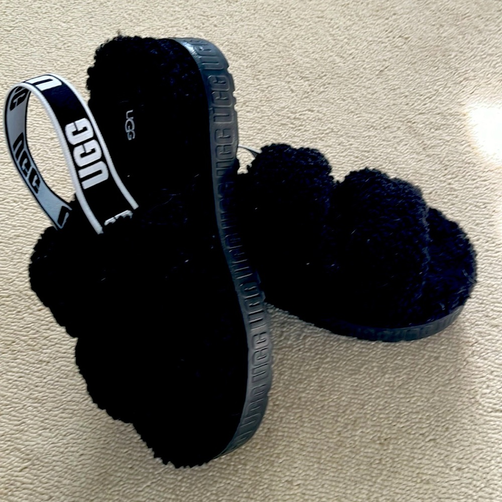 Ugg slides with back strap